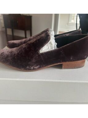 Vince Lela Loafer sz 10 dark burgundy